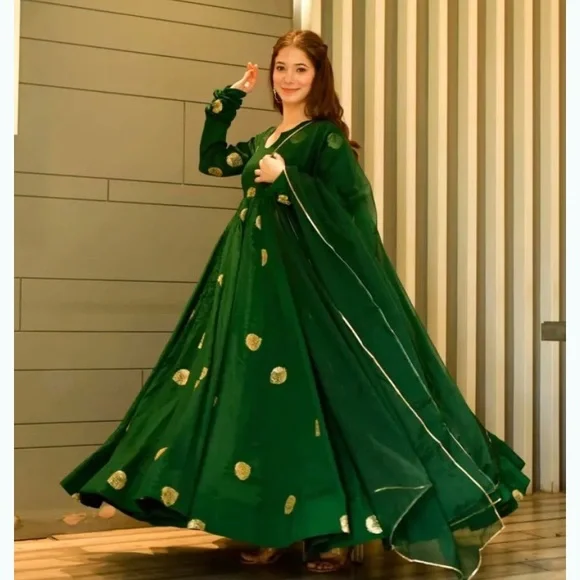 Anarkali set. Lehenga. Salwaar kameez. Message for real price. - Picture 1 of 6